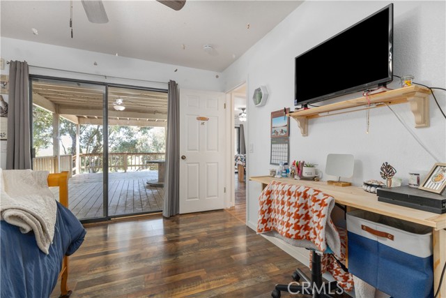 9555 Santa Cruz Road, Atascadero CA: https://media.crmls.org/medias/e2c4b76a-0392-4d13-aad1-3e2bfdcad639.jpg