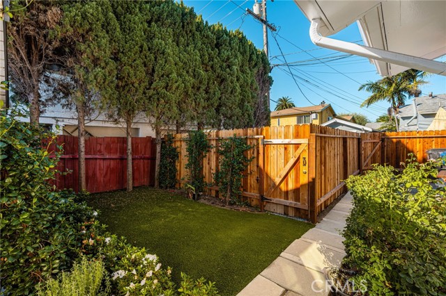 373 Gladys Avenue photo 46