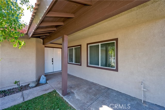 Detail Gallery Image 5 of 53 For 4755 Satin Bell Dr, Corona,  CA 92878 - 3 Beds | 2 Baths