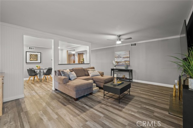 Detail Gallery Image 5 of 48 For 5328 Katherine St, Simi Valley,  CA 93063 - 4 Beds | 2 Baths