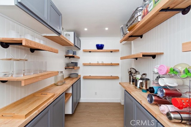 Detail Gallery Image 10 of 31 For 2105 Oxford Ave, Claremont,  CA 91711 - 4 Beds | 3 Baths