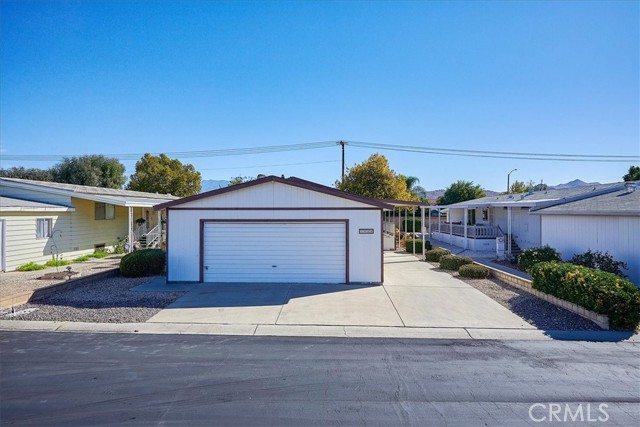 Detail Gallery Image 1 of 43 For 1434 Bishop Dr, Hemet,  CA 92545 - 2 Beds | 2 Baths