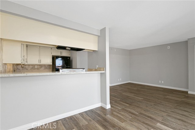 Detail Gallery Image 14 of 36 For 1121 Obispo Ave #306,  Long Beach,  CA 90804 - 1 Beds | 1 Baths
