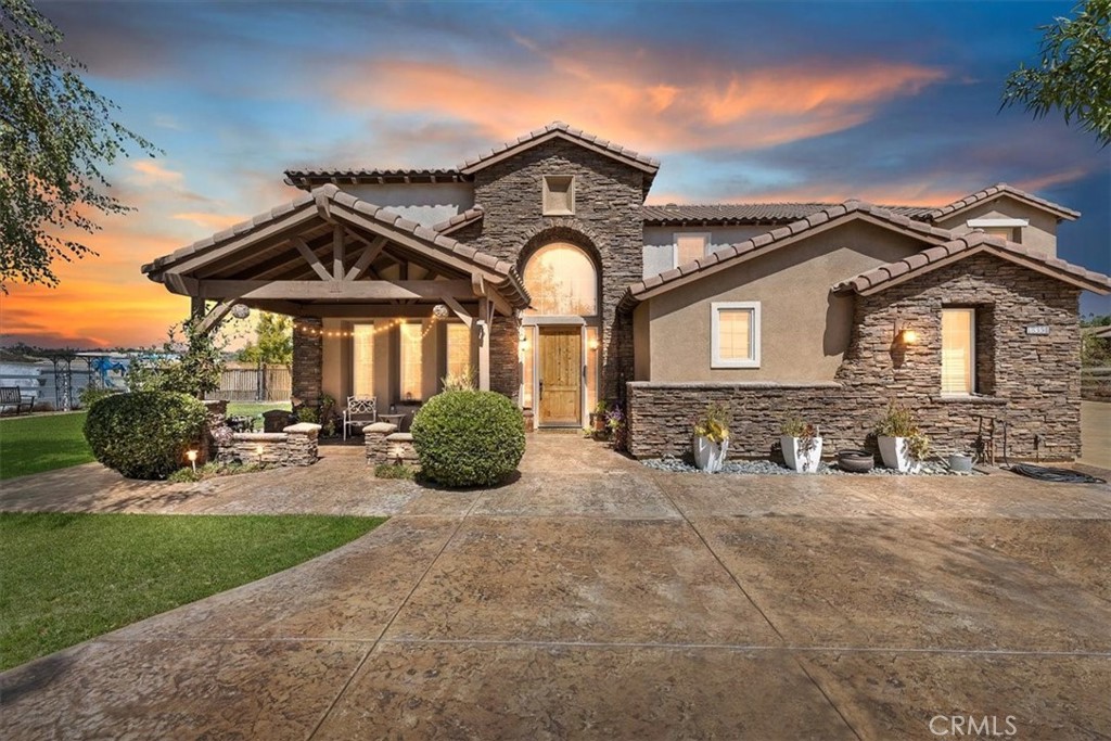 18354 Swallowtail Lane