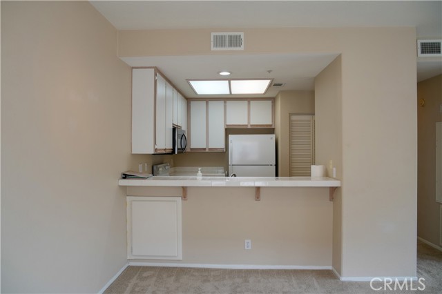 Detail Gallery Image 4 of 12 For 2960 Champion Way #1714,  Tustin,  CA 92782 - 1 Beds | 1 Baths