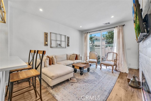 Detail Gallery Image 8 of 30 For 8449 E Arrowhead Way, Anaheim Hills,  CA 92808 - 2 Beds | 2 Baths