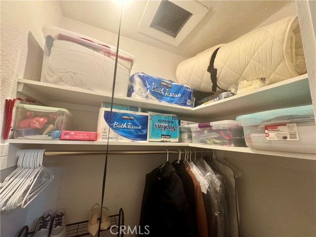 Detail Gallery Image 20 of 37 For 2129 30th W 30th, Los Angeles,  CA 90018 - 4 Beds | 1 Baths