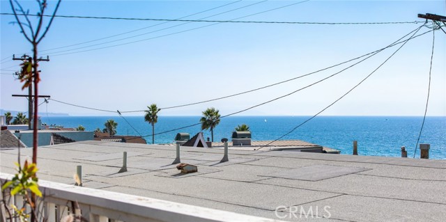 122 Seaview Street, Manhattan Beach, California 90266, 3 Bedrooms Bedrooms, ,2 BathroomsBathrooms,Residential,Sold,Seaview,SB22214856