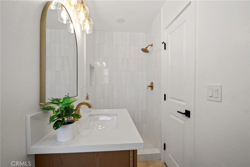 E2c7dedb 8f89 4e3e A0bf A10cda6ada51