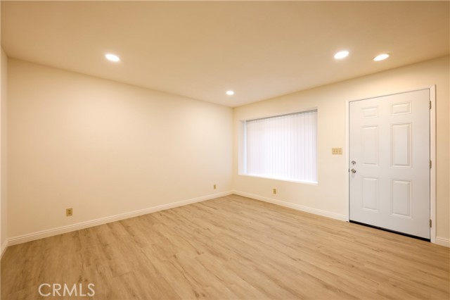 Detail Gallery Image 5 of 20 For 9311 Ramona Bld #E,  Rosemead,  CA 91770 - 2 Beds | 2 Baths