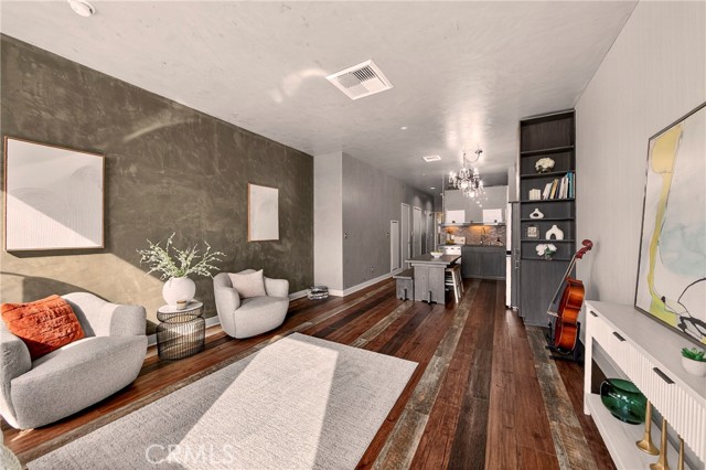 3810 Wilshire Boulevard, Los Angeles CA: https://media.crmls.org/medias/e2c998fe-4014-4a2b-b78a-de75fa1bcbc0.jpg