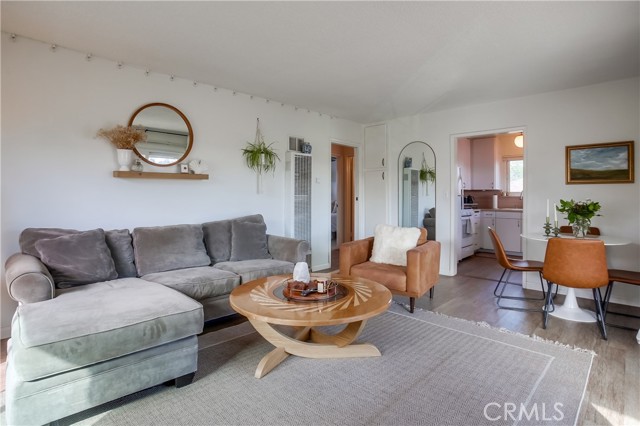 Detail Gallery Image 6 of 44 For 142 Avenida Pelayo a,  San Clemente,  CA 92672 - 2 Beds | 1 Baths