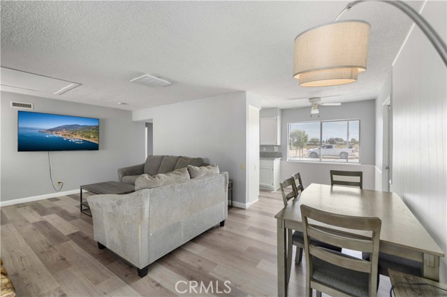 Detail Gallery Image 11 of 36 For 42707 52nd St, Lancaster,  CA 93536 - 3 Beds | 2 Baths