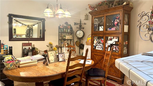 Detail Gallery Image 6 of 13 For 43170 Wall #E,  Hemet,  CA 92544 - 2 Beds | 2 Baths