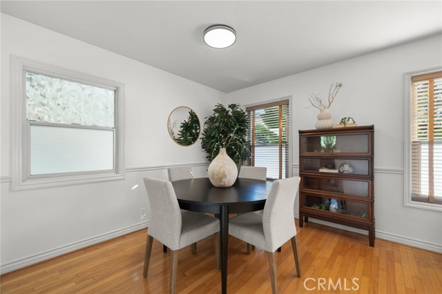 Detail Gallery Image 7 of 24 For 2027 E Appleton #1,  Long Beach,  CA 90803 - 2 Beds | 2 Baths