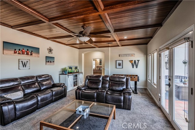 Detail Gallery Image 17 of 53 For 30614 Emperor Dr, Canyon Lake,  CA 92587 - 6 Beds | 4 Baths