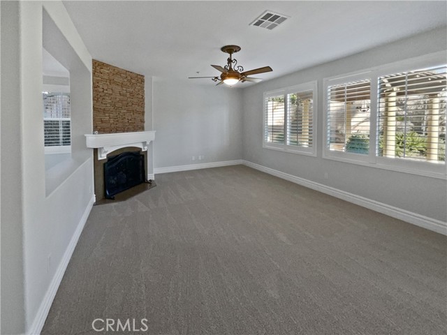 Detail Gallery Image 3 of 27 For 7431 Juneau Ln, Fontana,  CA 92336 - 3 Beds | 2/1 Baths