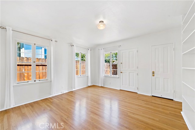 Detail Gallery Image 13 of 19 For 333 Locust St, Laguna Beach,  CA 92651 - 2 Beds | 1 Baths