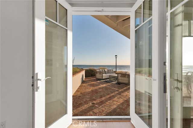 3000 The Strand, Manhattan Beach, California 90266, 3 Bedrooms Bedrooms, ,3 BathroomsBathrooms,Residential,Sold,The Strand,SB23028136