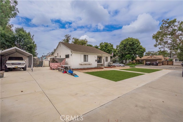 14618 Piuma Avenue, Norwalk CA: https://media.crmls.org/medias/e2cd3c58-5c55-4781-bb3b-daa35d87fd7f.jpg
