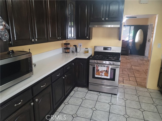 Detail Gallery Image 18 of 40 For 7214 Luxor St, Downey,  CA 90241 - 3 Beds | 2 Baths