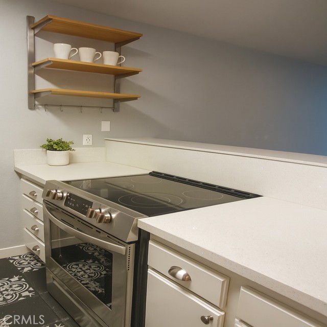 Detail Gallery Image 5 of 26 For 6675 Mission Gorge Rd #A114,  San Diego,  CA 92120 - 1 Beds | 1 Baths