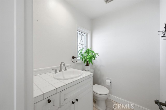 Detail Gallery Image 30 of 71 For 1633 Santiago, Newport Beach,  CA 92660 - 4 Beds | 3/1 Baths