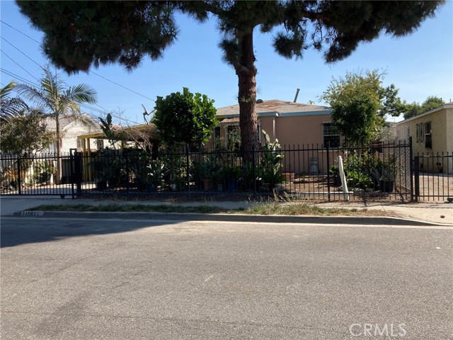 Image 2 for 11864 Success Ave, Los Angeles, CA 90059