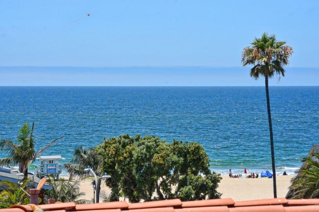 2534 Palm Drive, Hermosa Beach, CA 90254