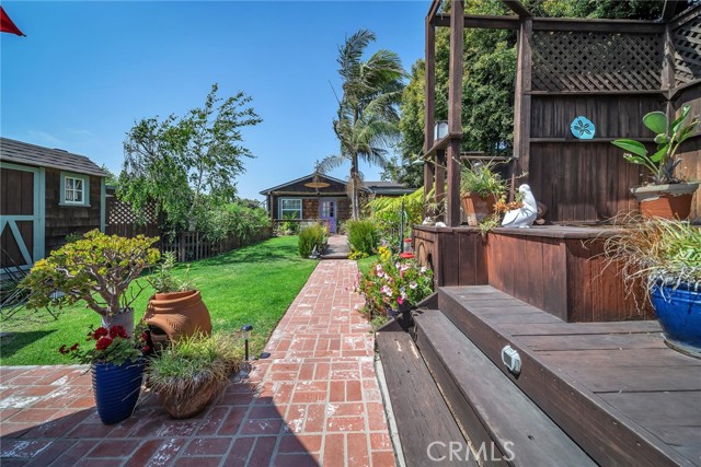 1907 Gates Avenue, Redondo Beach, California 90278, 2 Bedrooms Bedrooms, ,2 BathroomsBathrooms,Residential,Sold,Gates,PV21127112