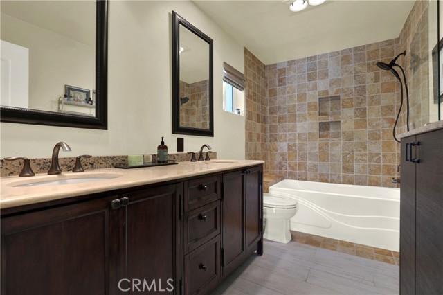 834 15th Street, Hermosa Beach CA: https://media.crmls.org/medias/e2ceed30-2a6e-45c5-bd11-5d52447315ab.jpg