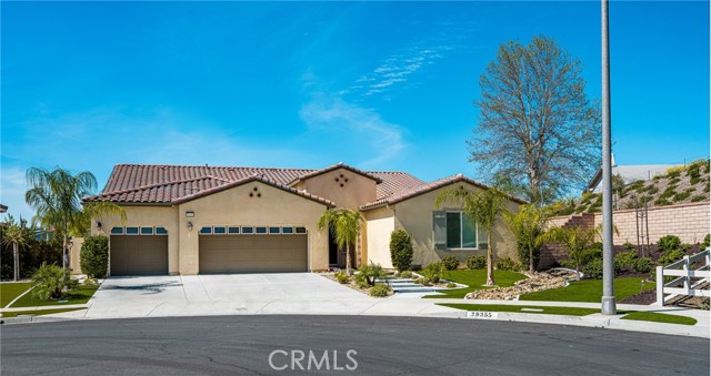 Detail Gallery Image 3 of 42 For 29355 Santa Ynez, Menifee,  CA 92584 - 4 Beds | 2/1 Baths