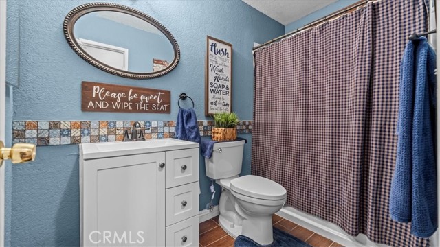Detail Gallery Image 20 of 36 For 18432 Mindanao St, Bloomington,  CA 92316 - 3 Beds | 2 Baths