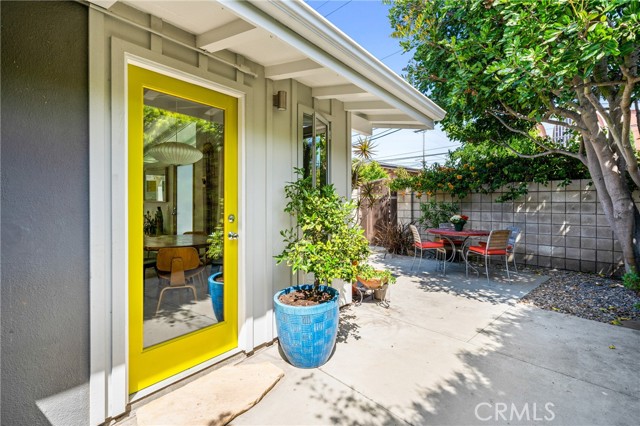 Detail Gallery Image 8 of 37 For 1959 Orange Ave, Costa Mesa,  CA 92627 - 3 Beds | 2 Baths