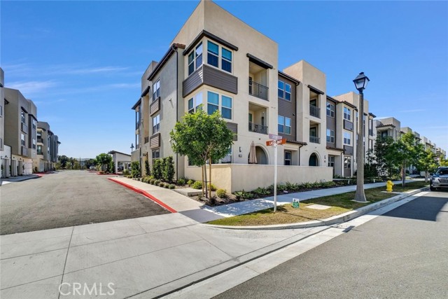 1401 LASSO WAY unit 105 Way, Rancho Mission Viejo, California 92694, 2 Bedrooms Bedrooms, ,2 BathroomsBathrooms,Residential Lease,For Rent,1401 LASSO WAY unit 105 Way,CROC25018655