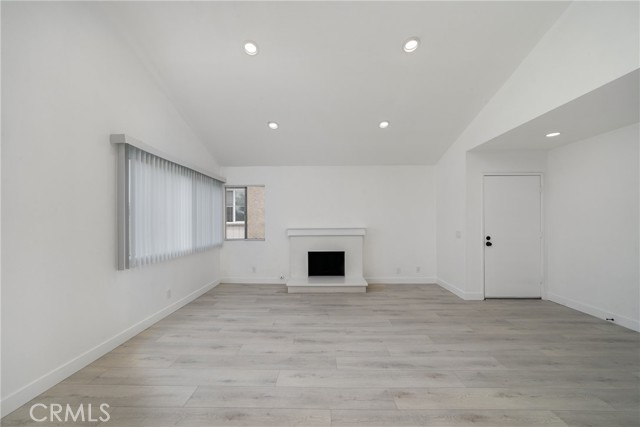 Detail Gallery Image 16 of 35 For 3180 Little Mountain Dr #D,  San Bernardino,  CA 92405 - 2 Beds | 2 Baths