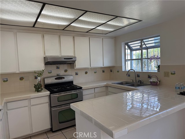 Detail Gallery Image 6 of 26 For 3834 Cosbey St, Baldwin Park,  CA 91706 - 4 Beds | 3 Baths