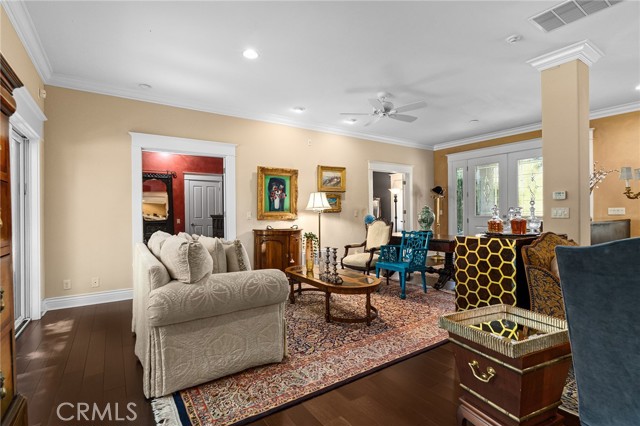 2176 Bidwell Avenue, Chico CA: https://media.crmls.org/medias/e2d413f1-e90e-4424-a0aa-0360f4aa859b.jpg