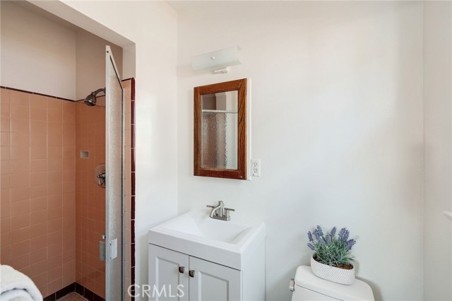 Detail Gallery Image 28 of 39 For 7975 Chase Ave, Los Angeles,  CA 90045 - 3 Beds | 2 Baths