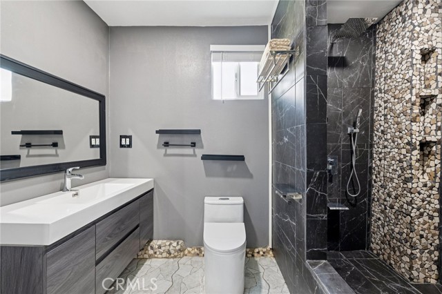 Detail Gallery Image 18 of 57 For 1446 W 3rd St, San Pedro,  CA 90732 - 5 Beds | 3 Baths