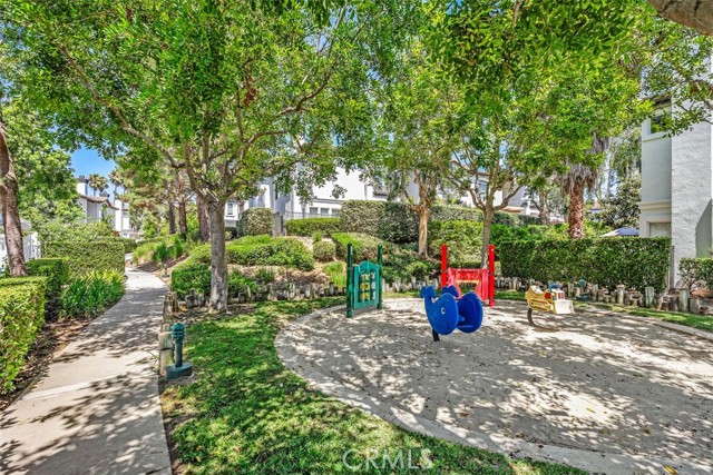 Detail Gallery Image 21 of 30 For 61 Rabano, Rancho Santa Margarita,  CA 92688 - 2 Beds | 2 Baths