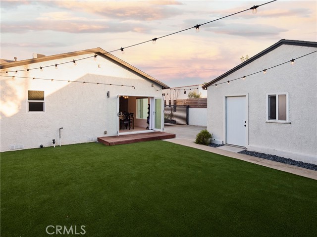 Detail Gallery Image 18 of 27 For 7413 Naylor, Los Angeles,  CA 90045 - 3 Beds | 2/1 Baths