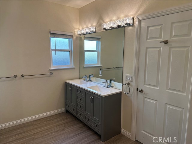 Detail Gallery Image 17 of 23 For 1122 Island Ave, Wilmington,  CA 90744 - 4 Beds | 2/1 Baths