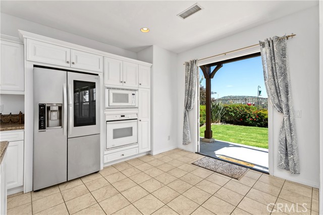 Detail Gallery Image 11 of 43 For 12 Calle Frutas, San Clemente,  CA 92673 - 4 Beds | 3 Baths
