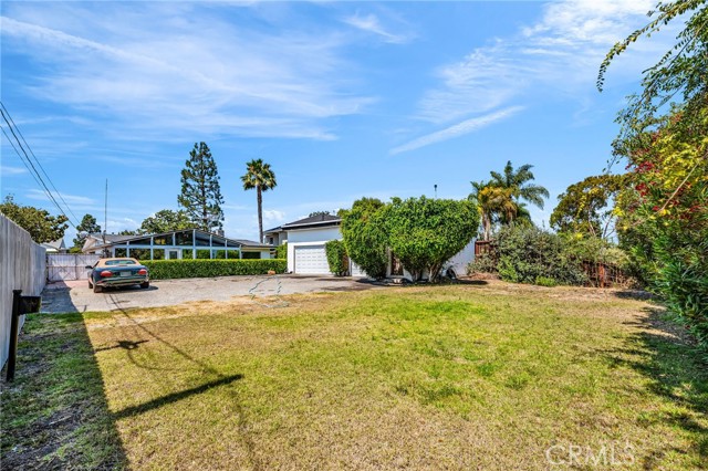 5723 West 74th Street, Los Angeles CA: https://media.crmls.org/medias/e2d9e414-0ba3-40f5-aff4-7c6e7f8aaa6b.jpg