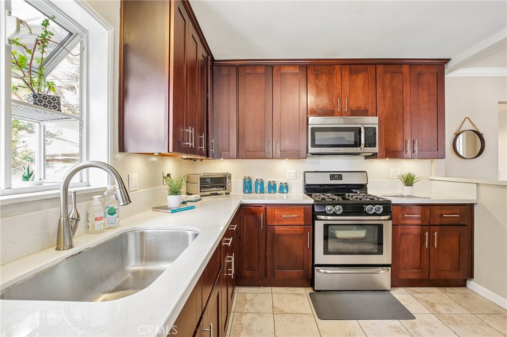 MLS #PW26113761 image #8