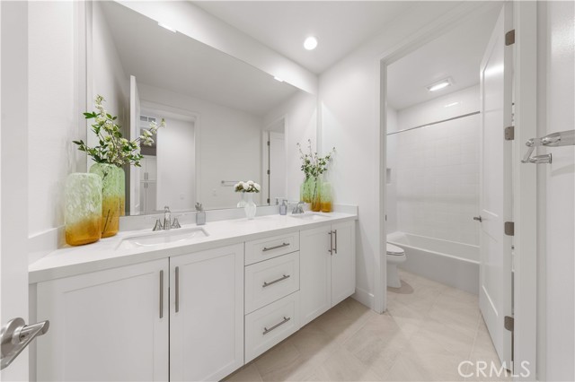 Detail Gallery Image 52 of 75 For 168 Somera, Irvine,  CA 92602 - 5 Beds | 4 Baths