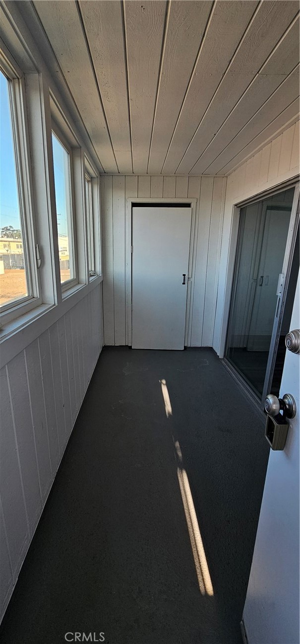 102 Avenida San Fernando, San Clemente CA: https://media.crmls.org/medias/e2ddcd22-5eaf-4d25-9b44-eca26d3ee4a2.jpg