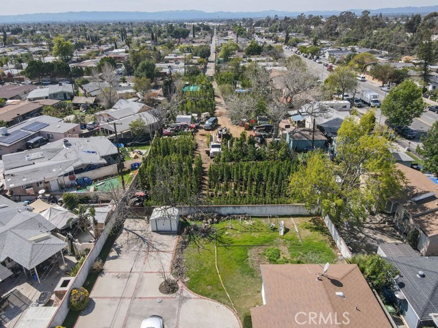11779 Dronfield Avenue, Pacoima CA: https://media.crmls.org/medias/e2de82fa-75f6-49da-8bf0-ad98047a0760.jpg