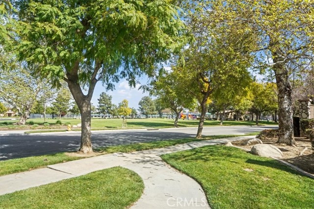 17139 Grapevine Court, Fontana, California 92337, 5 Bedrooms Bedrooms, ,3 BathroomsBathrooms,Single Family Residence,For Sale,Grapevine,CV24058572